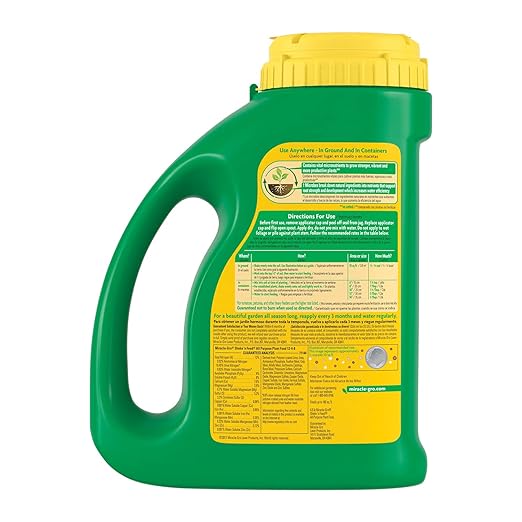 Miracle-Gro Shake 'N Feed All Purpose Plant Food - Outdoor and Indoor Plant Food for In-Ground and Containers, Feeds for up to 3 Months, 4.5 lbs.
