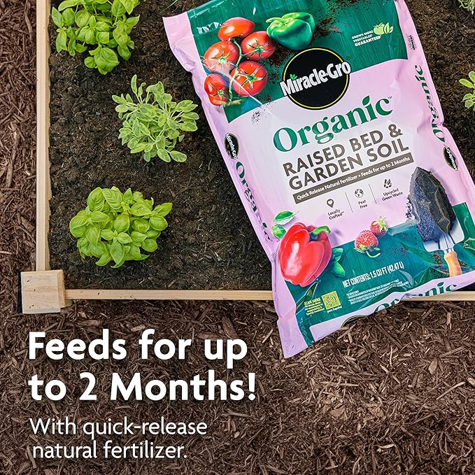 Miracle-Gro Organic Raised Bed and Garden Soil Bulk Pallet, Quick Release Natural Fertilizer, Peat Free, OMRI Listed, 1.5 cu. ft. Bags, Pallet of 50