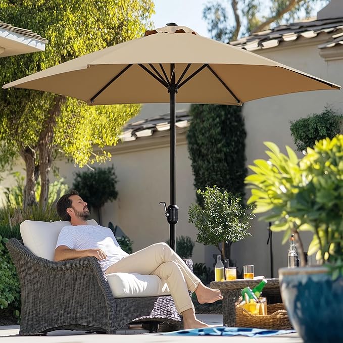 Yaheetech Patio Umbrella, 9' Outdoor Table Umbrella with Sturdy Ribs, Push Button Tilt and Crank for Pool, Yard, Garden, Deck